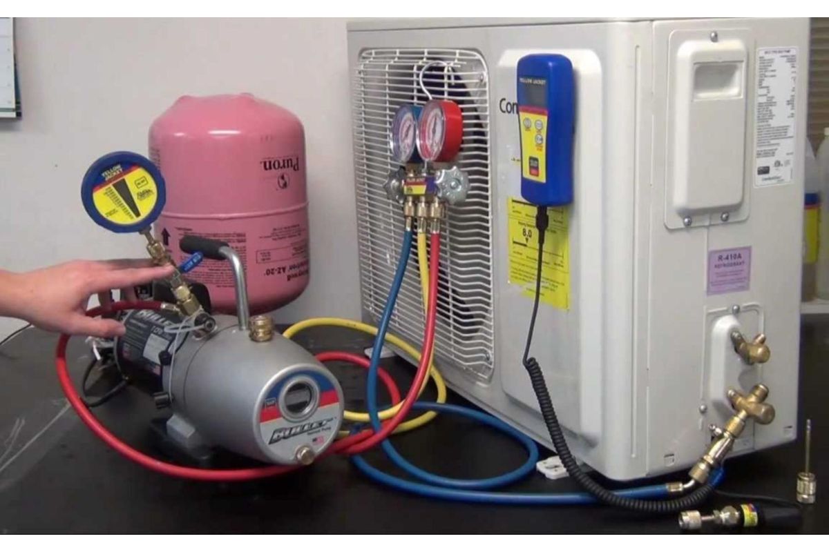 Hút chân không máy lạnh là gì? Lý do tại sao cần thực hiện?